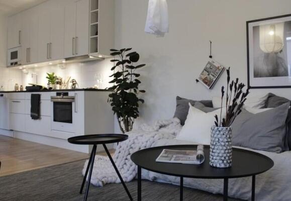 PG and guest house test ad title