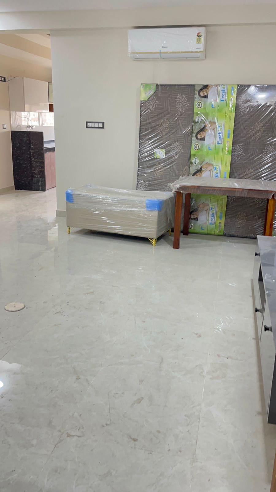 3 BHK full furnished flat